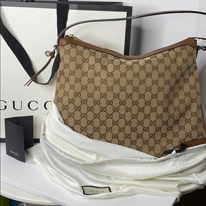 AUTHENTIC ‼️ LARGE GUCCI BAG ‼️ BRAND NEW